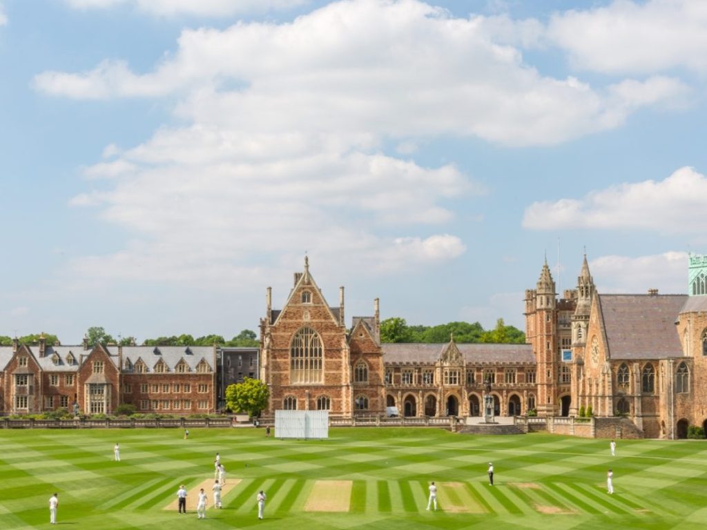 Back to School: Keeping Campuses Clean & Fresh with URIZAP